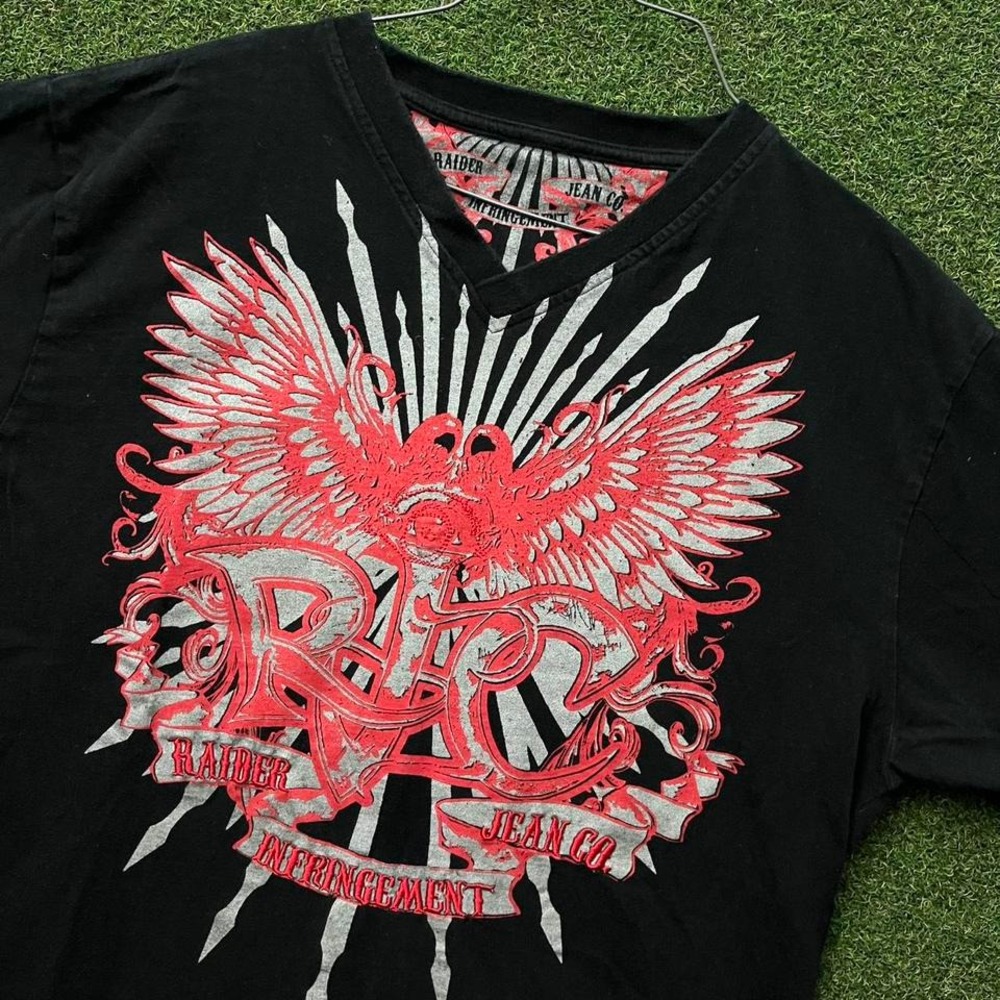 Y2K Raider Jean Co Infringement Graphic‎ V-Neck T-Shirt Black Red XXL Streetwear